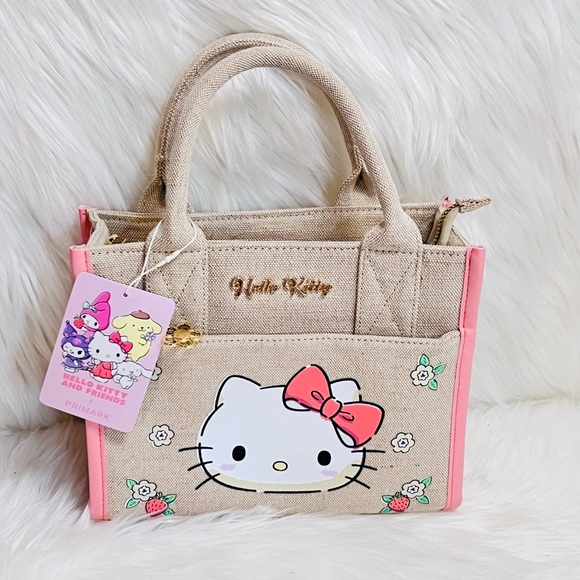 Hello Kitty Crossbody Bag
